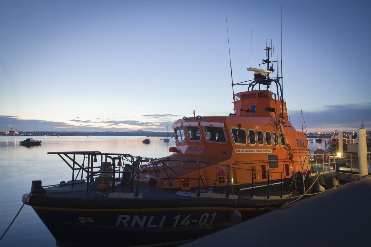 Rnli College Hotel Poole Ngoại thất bức ảnh