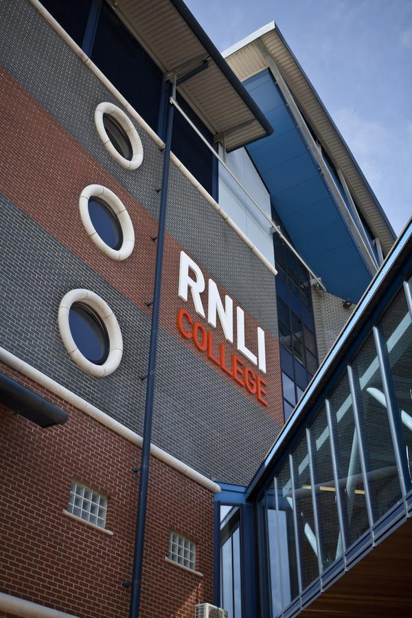 Rnli College Hotel Poole Ngoại thất bức ảnh